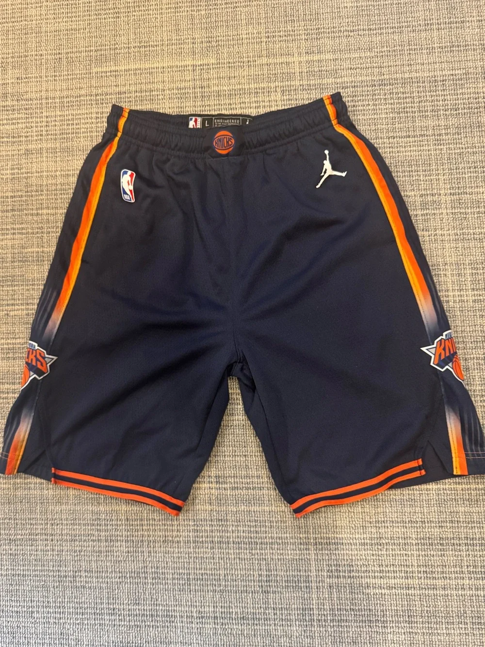 Boys Knicks Shorts. Size L. Excellent Preowned condition.